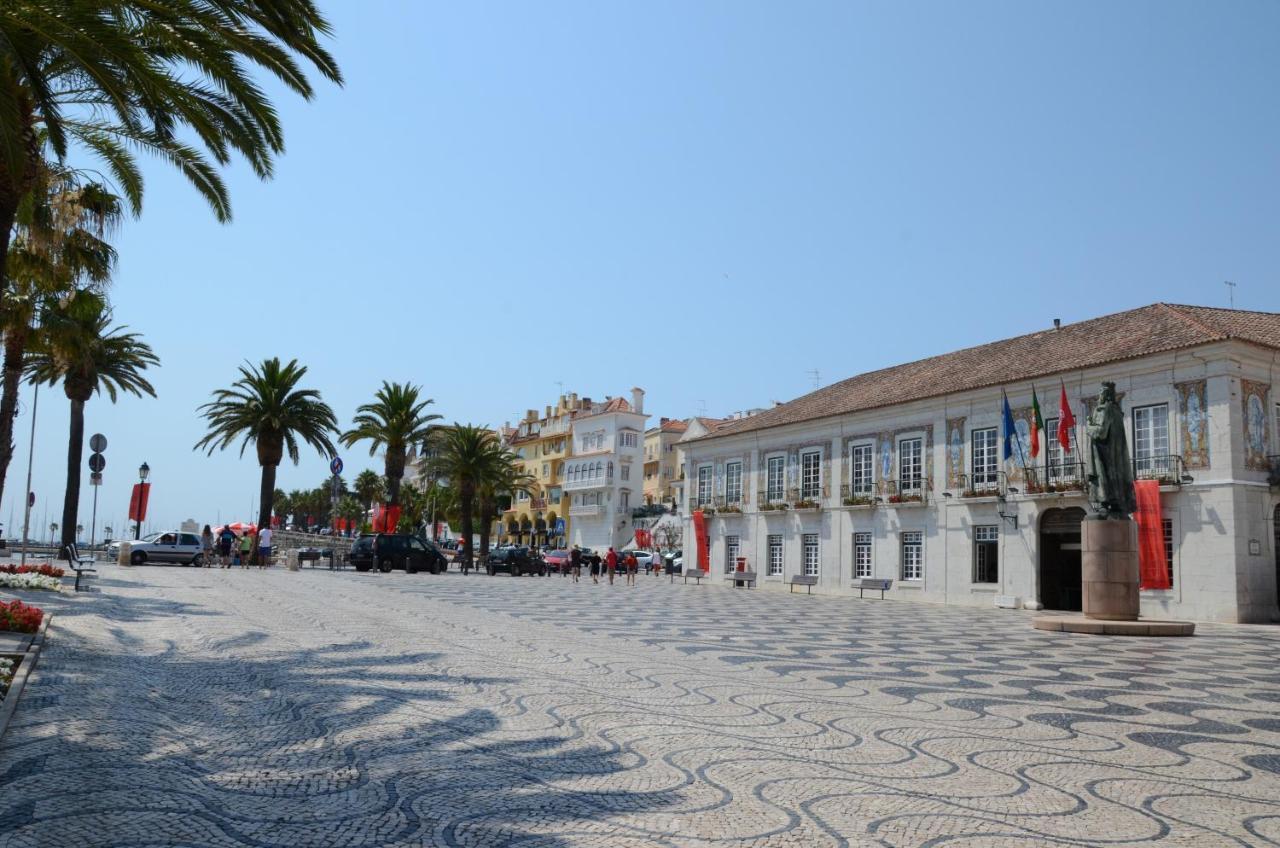 Remarkable view over Cascais Bay Extérieur photo