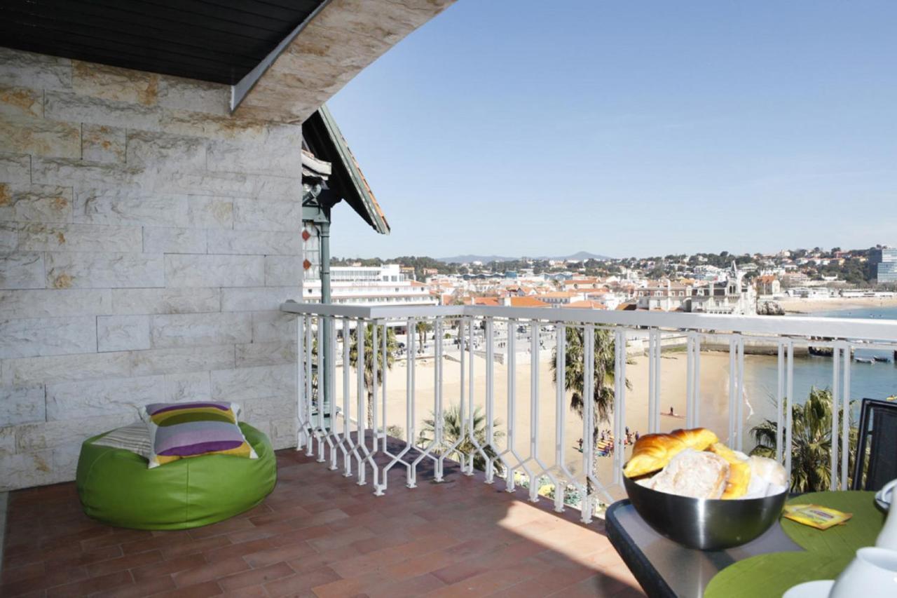 Remarkable view over Cascais Bay Extérieur photo